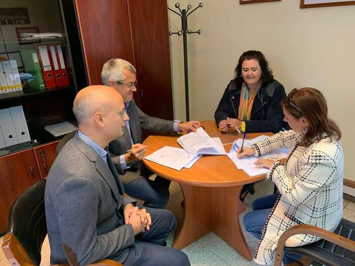 El contrato se firmó este mismo lunes (Foto TA)